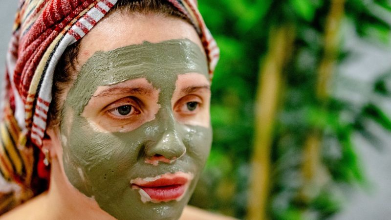 Are There Any Specific Natural Ingredients Or Home Remedies That Are Particularly Effective For Clearing Up Acne